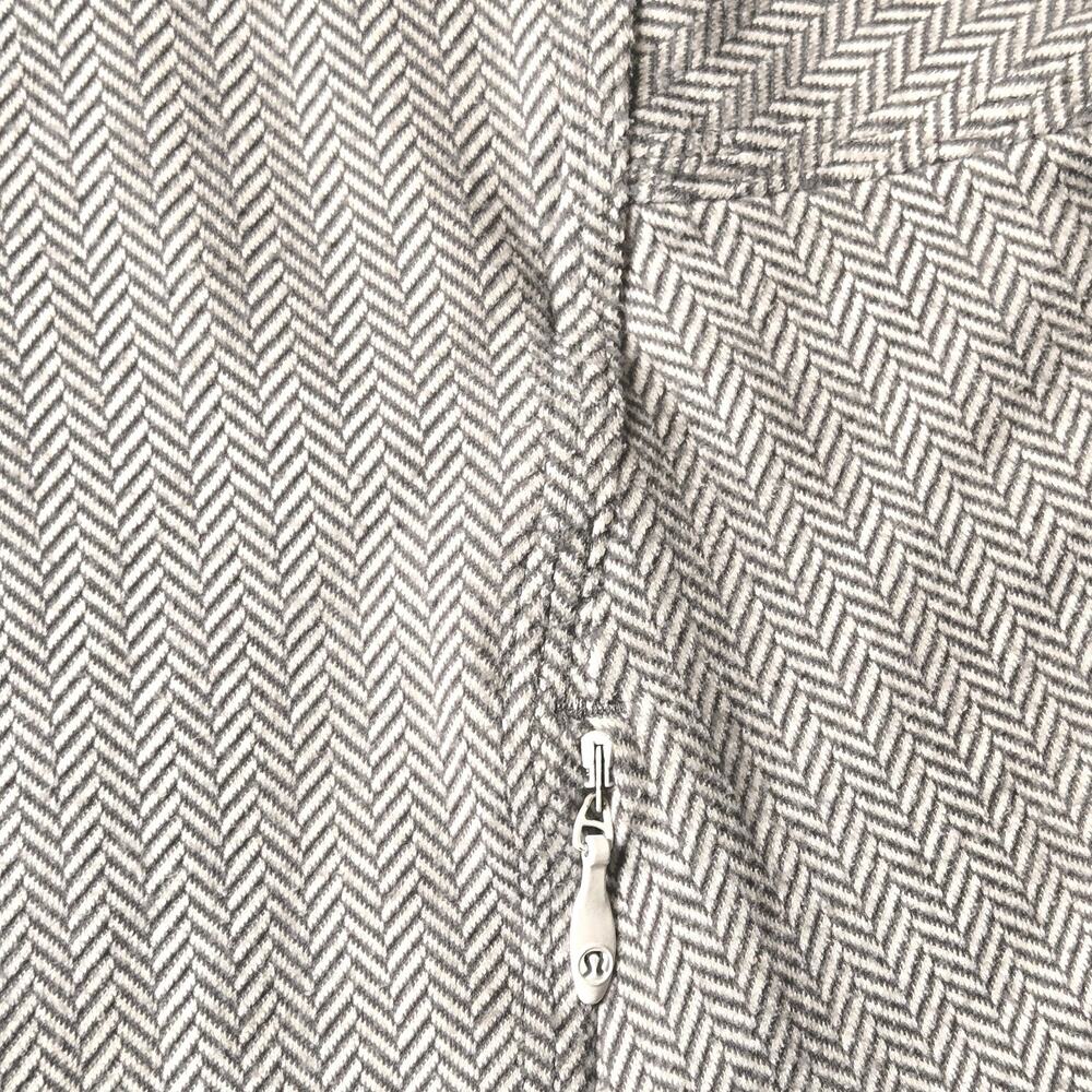 Lululemon Grey White Herringbone Kanto Catch Me Half Zip Pullover Thumbhole Sz 4 - Picture 6 of 8